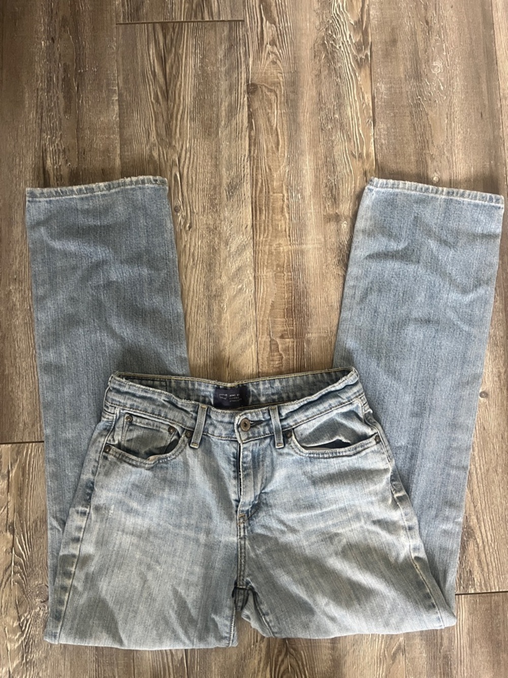 Vintage Levi's Light Blue Demi Curve Classic Straight Leg Jeans